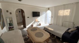 Studio avec Terrasse Privative- à Louer